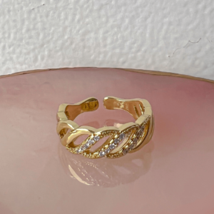 ¡Uy! Anillo Trenzado Circon