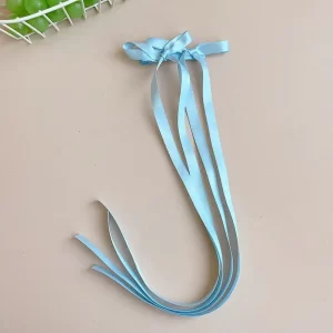 ¡Uy! Moño coquette con pinza