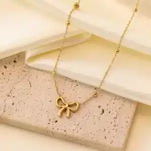 ¡Uy! Collar coquette
