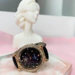 ¡Uy! Reloj Brillo Cuero